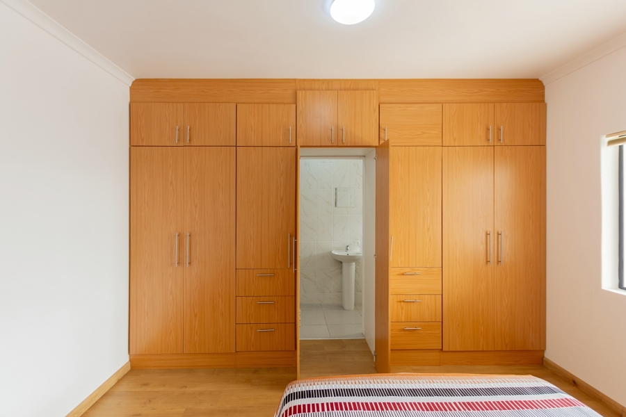 4 Bedroom Property for Sale in Harbour Heights Western Cape